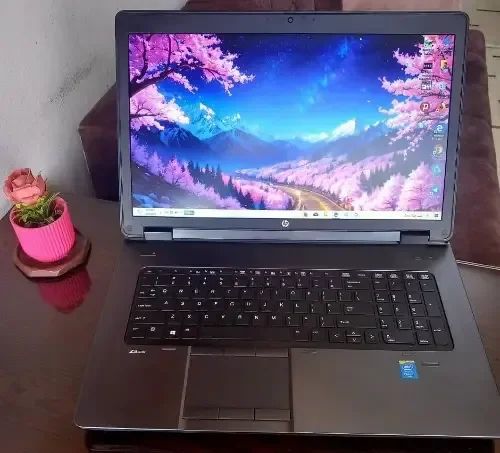 HP ZBook 17 G1 Mobile Workstation