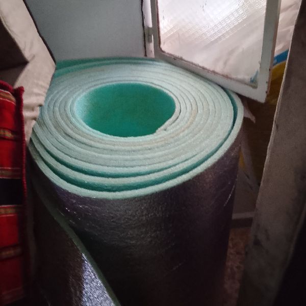 للبيع مجلس عربي مع تجهيز غرفة