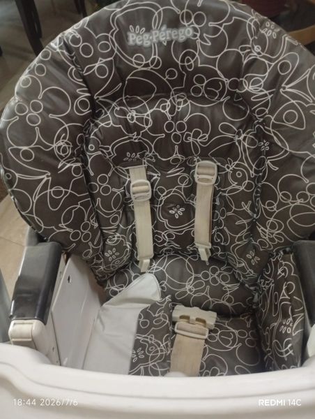 كرسي طعام للاطفال ماركة Peg Perego الايطالية