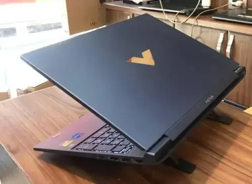 HP Victus 15-fa0000