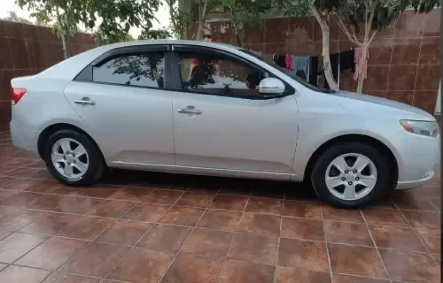 كيا فورتي نظيفة