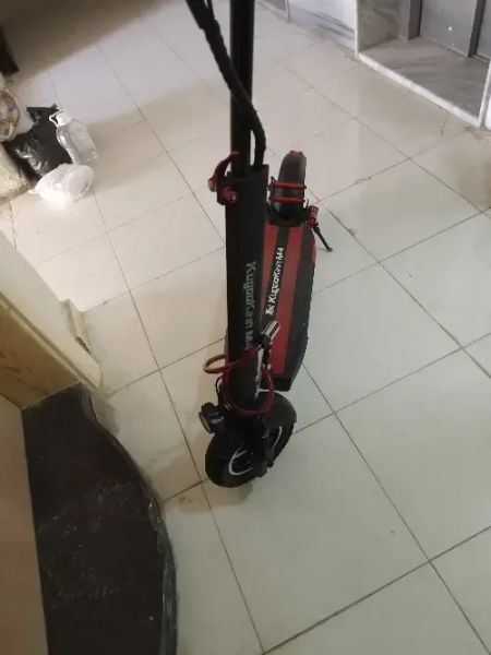 للبيع سكوتر كهربا Kuggo M4