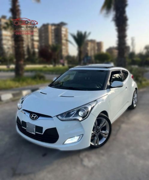 Hyundai Veloster 2013.