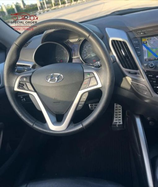 Hyundai Veloster 2013.