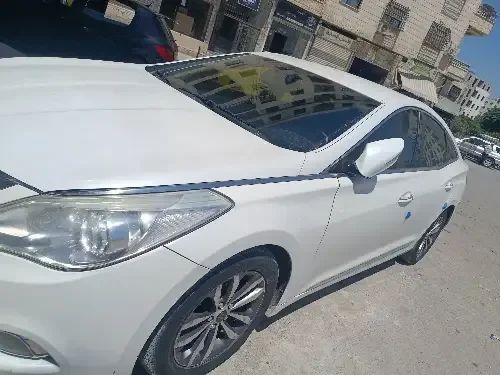 للبيع ازيرا كرت 12 كاملي عدا فتحه