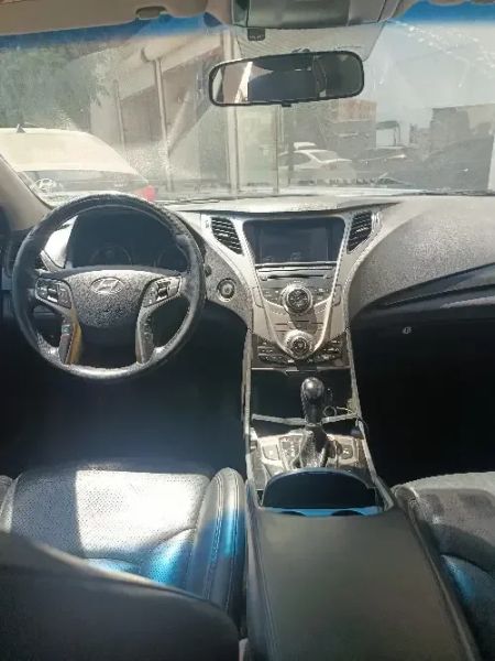 للبيع ازيرا كرت 12 كاملي عدا فتحه