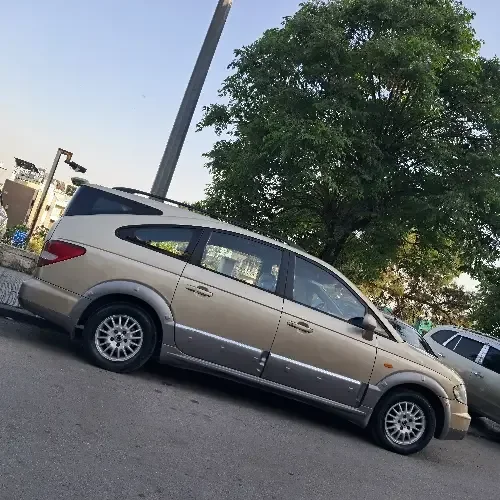 سانغ يونغ بمحرك مرسيدس اساسي