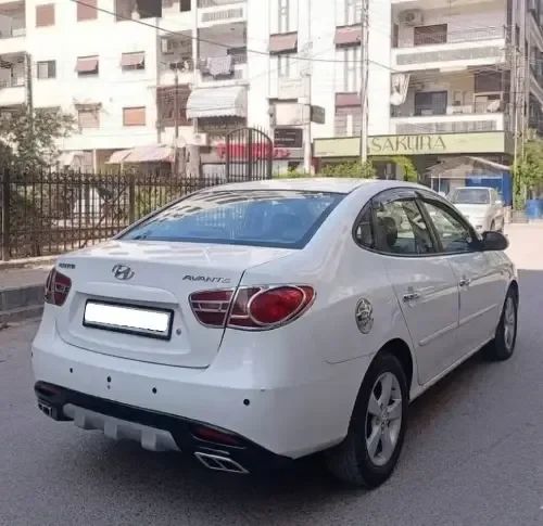 هونداي افانتي ...2007...خالية