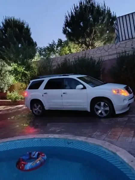 GMC Acadia LT 2013 وارد الكويت