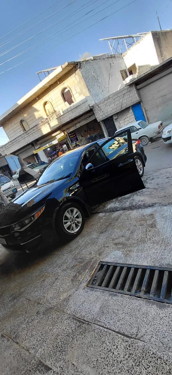 الاناااقة عنوانها مع هالاميرة ....كاملة ...
