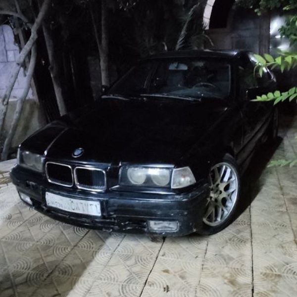 للبيع bmw e36 1991