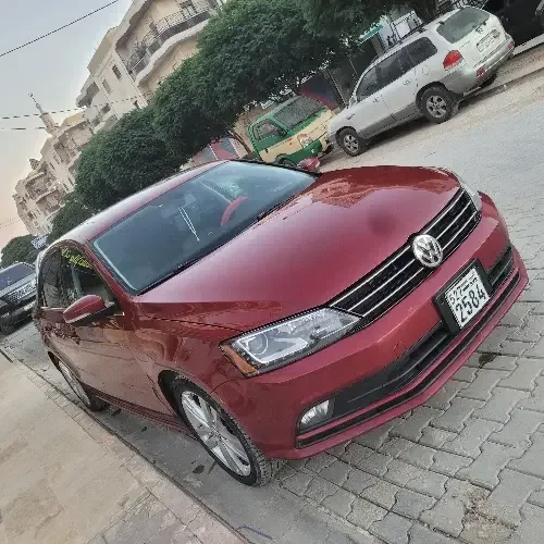 سيارة فوكس فاكن جيتا نظيفة