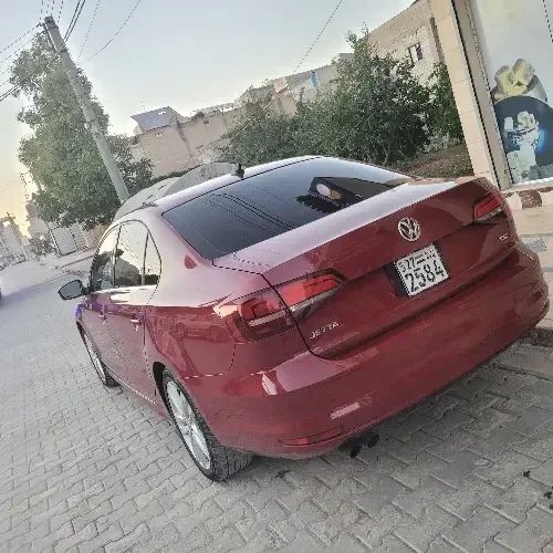 سيارة فوكس فاكن جيتا نظيفة