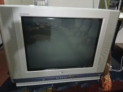 تلفزيون LG