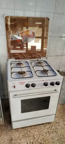 فرن انوار 4روس نضيف من كلشي