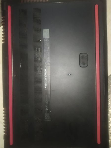 لابتوب dellبحالة جيدة