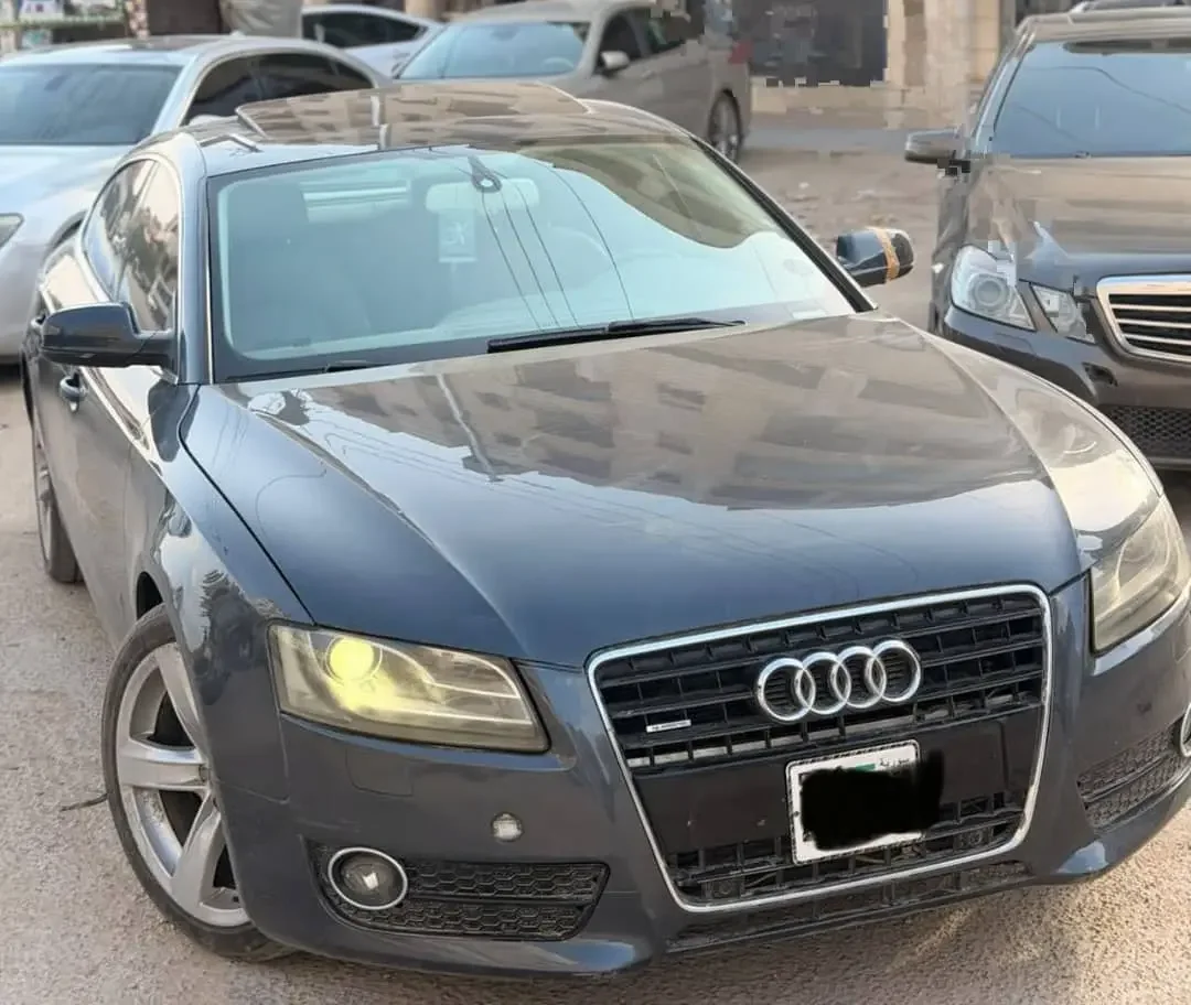 أودي A5 موديل 2012 ممتازة