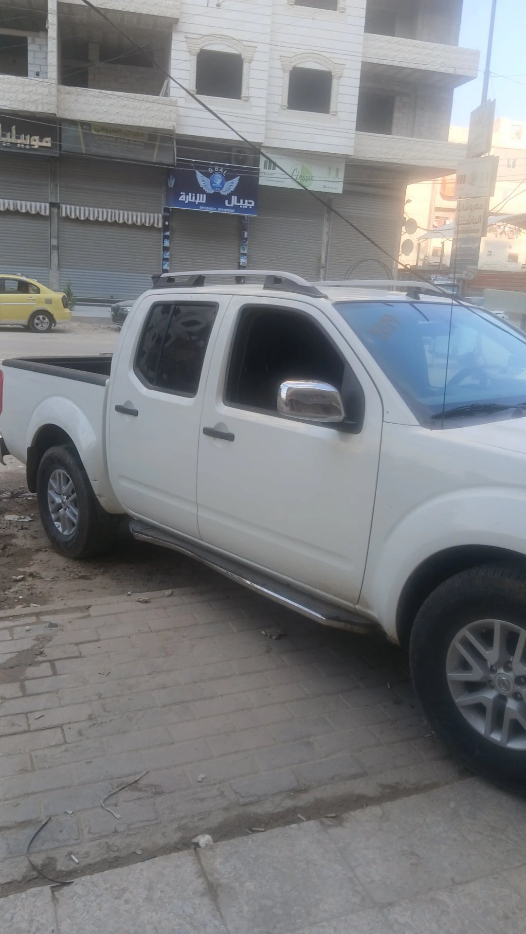نيسان فرونتير بيك اب
