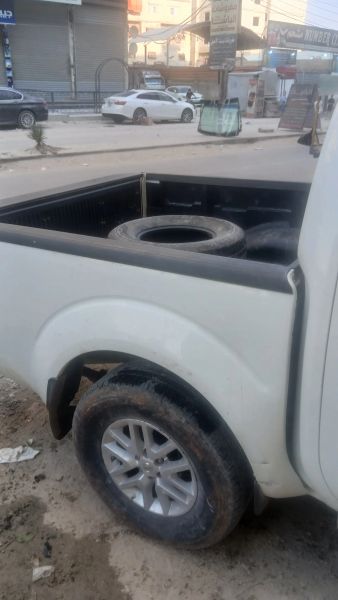 نيسان فرونتير بيك اب