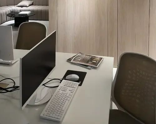 كمبيوتر workstation/gaming مستخدم لشهر واحد