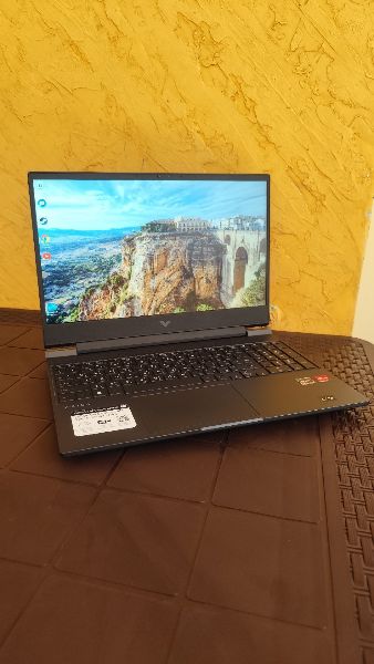 Victus by HP Gaming Laptop 15-fb2xxx
