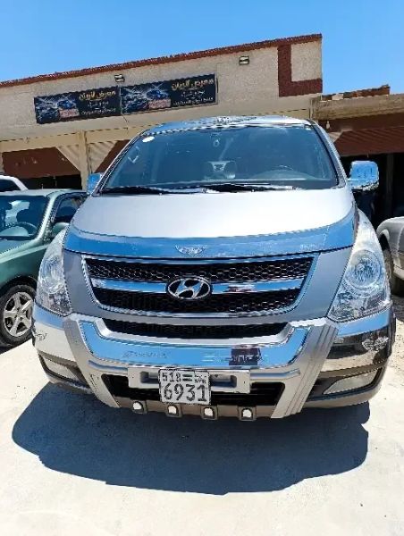 فان H1 للبيع خالي برا جوا