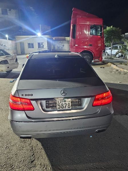 مرسيدس E220