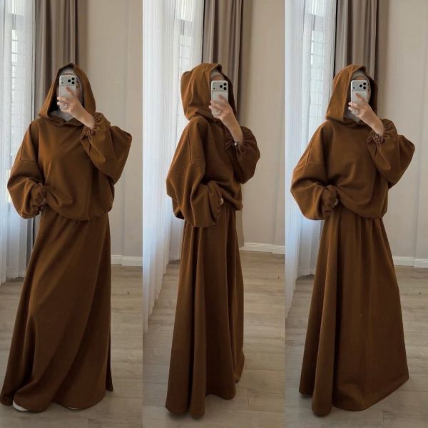 طقم تنورة قطعتين قالب هودي
