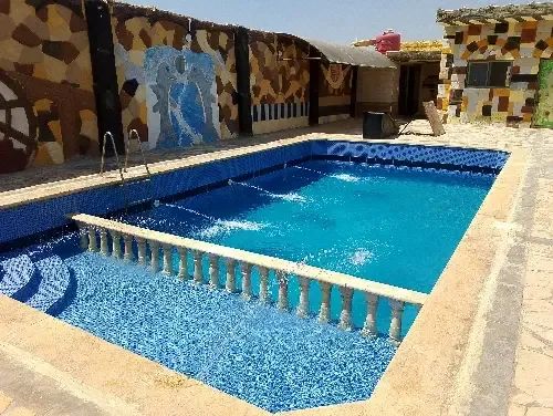 مزرعة طريق حمص من جهة سريحين
