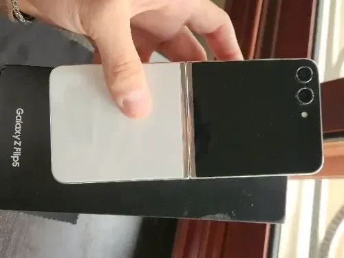 Samsung Z flip5