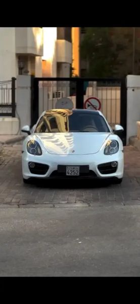 بورشه كايمان 2014 بحالة الوكالة (خالية العلام)