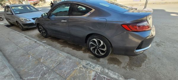 هوندا اكورد كوبيه ٢٠١٧