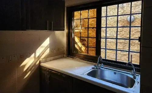 شقة للبيع بقدسيا قبو شاحط واحد من أجمل مناطقها