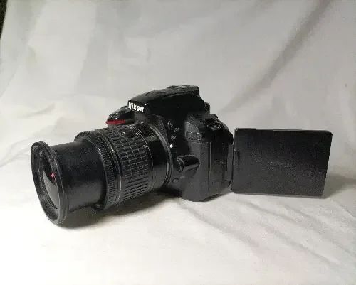 كاميرا نيكون D5300