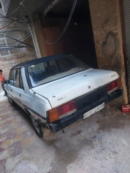 بيجو ٣٠٥ موديل 1981