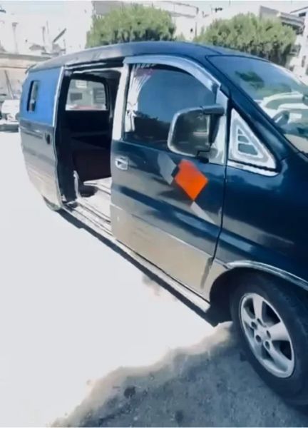 فان 98 للرواق. جاهز للفراغ