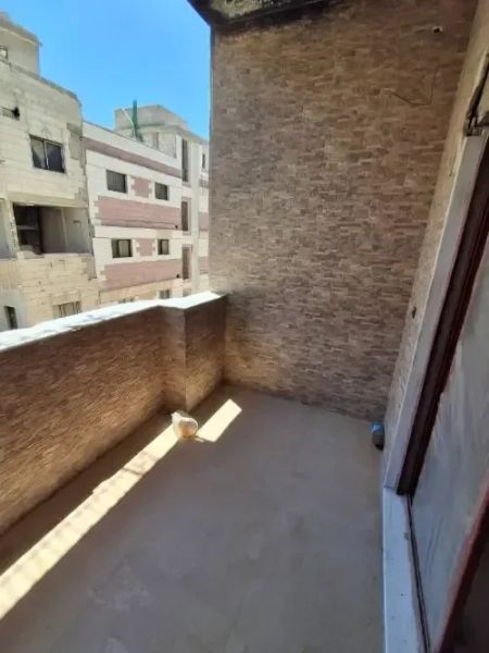 بيت للبيع بمنطقة عين ترما طابو
