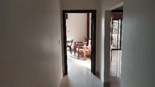شقة للبيع بمنطقة سكنية هادئة