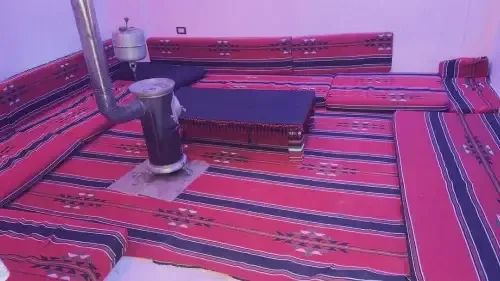 مزرعة في حرستا مع مسبح للايجار