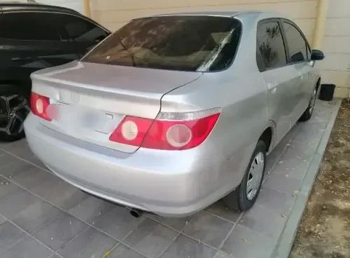 هوندا سيتي ٢٠٠٦ خالية برا وجوا