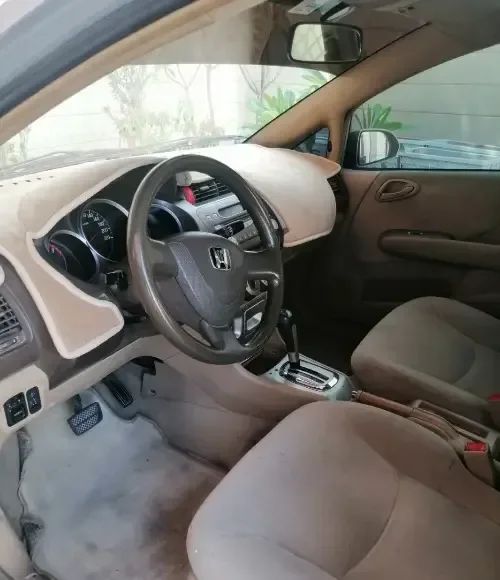 هوندا سيتي ٢٠٠٦ خالية برا وجوا