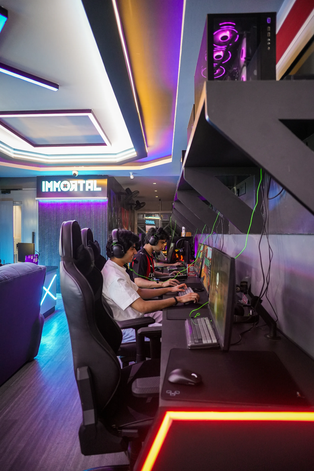 IMMORTAL GAMING CAFE 2