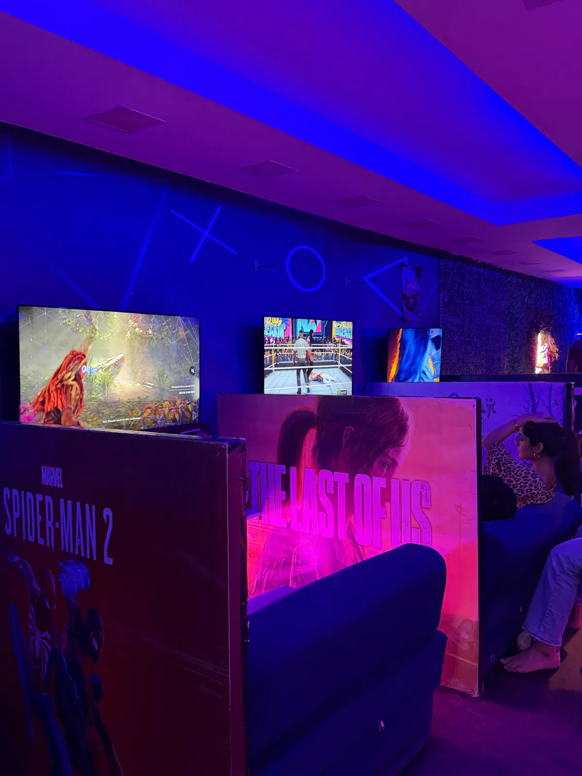GAMERS DEN 1