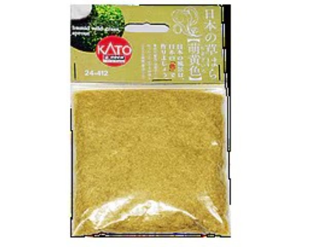 日本の草はら 萌黄色