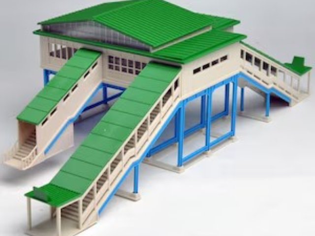 橋上駅舎