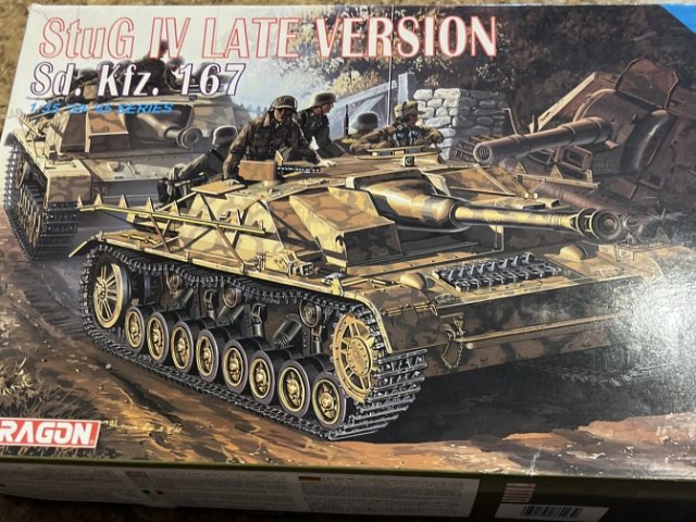 1/35 Stug IV 後期バージョン Sd.Kfz.167 オープンボックスシールバッグ-