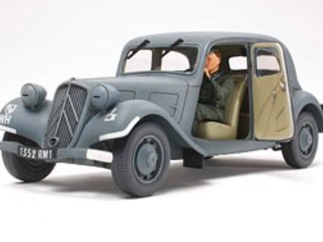 1/35 シトロエン 11CV スタッフカー
