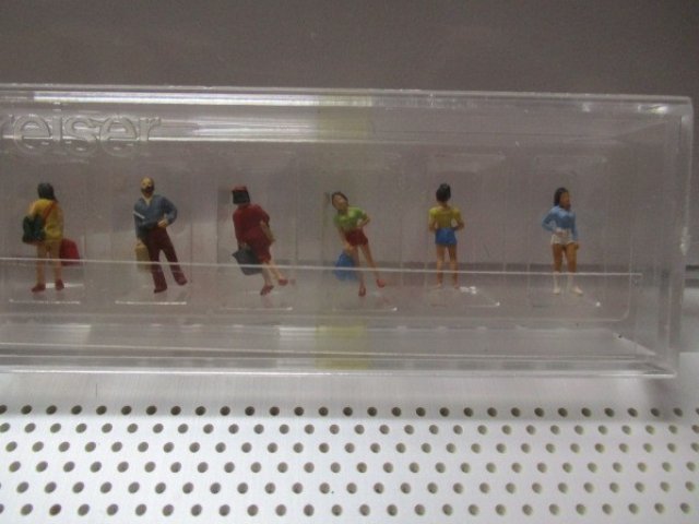 プライザーフィギュア（町の人）