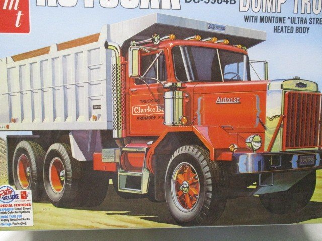 オートカー DC9964 B ダンプトラックモデル