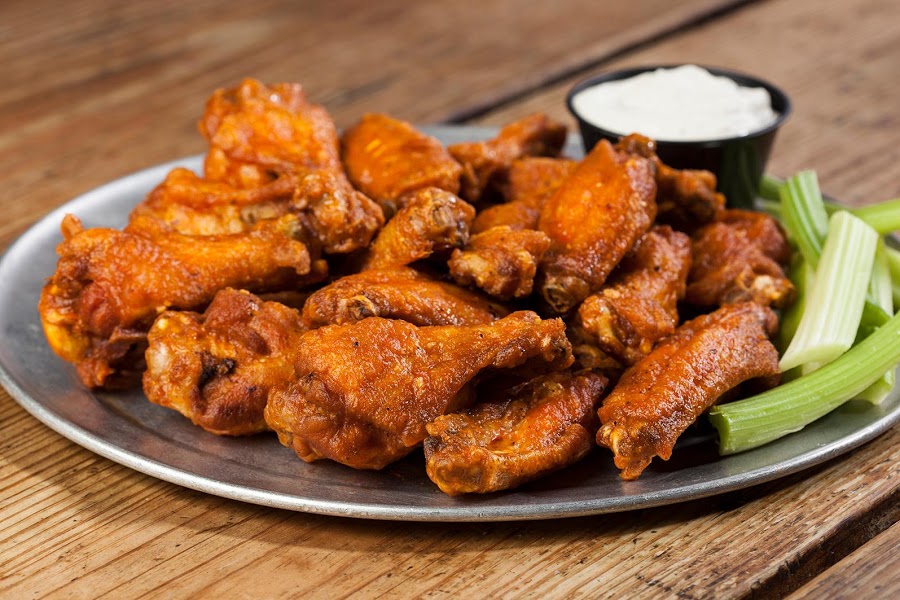 Pluckers Wing Bar - South Lamar photo